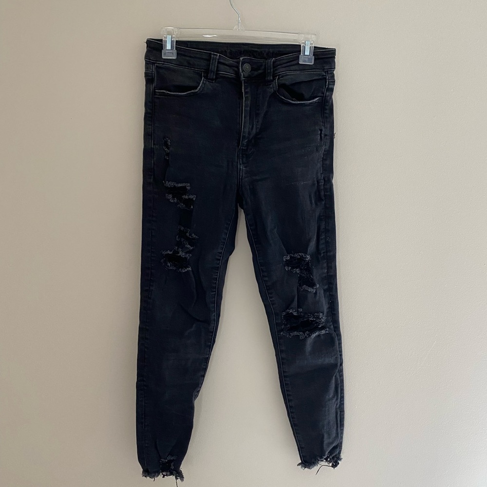 American Eagle cropped jeans